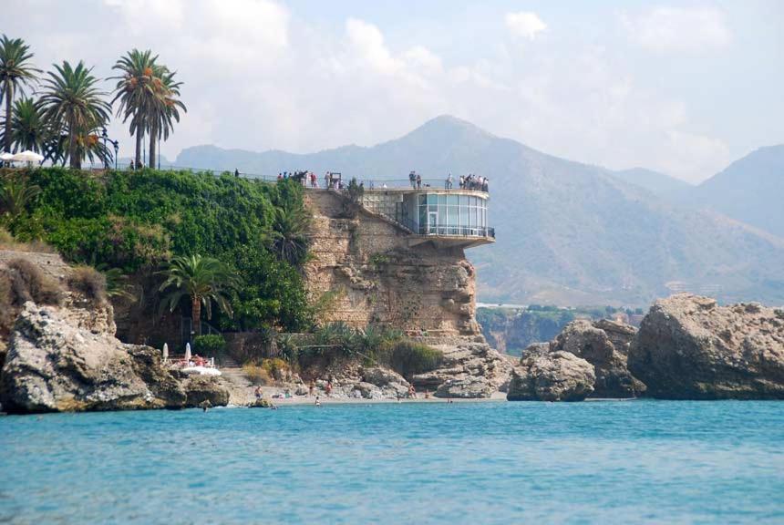 Nerja Rio Marinas By The Sea Apartment Exterior photo